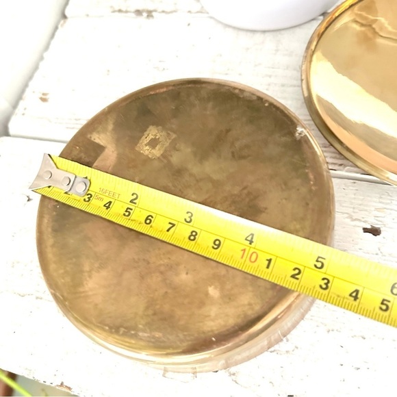 Vtg Heavy Brass Round Trinket Box Bowl Dish Enamel Lid With Flowers India 4.75” - Picture 8 of 9